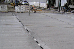 SCREED LAYING